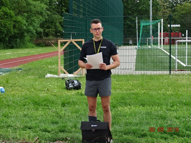 vaddertag_mit_den_ballfummlern_1_20190530_1067305904