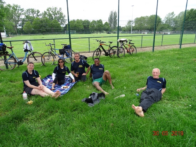 vaddertag_mit_den_ballfummlern_8_20190530_1113530784